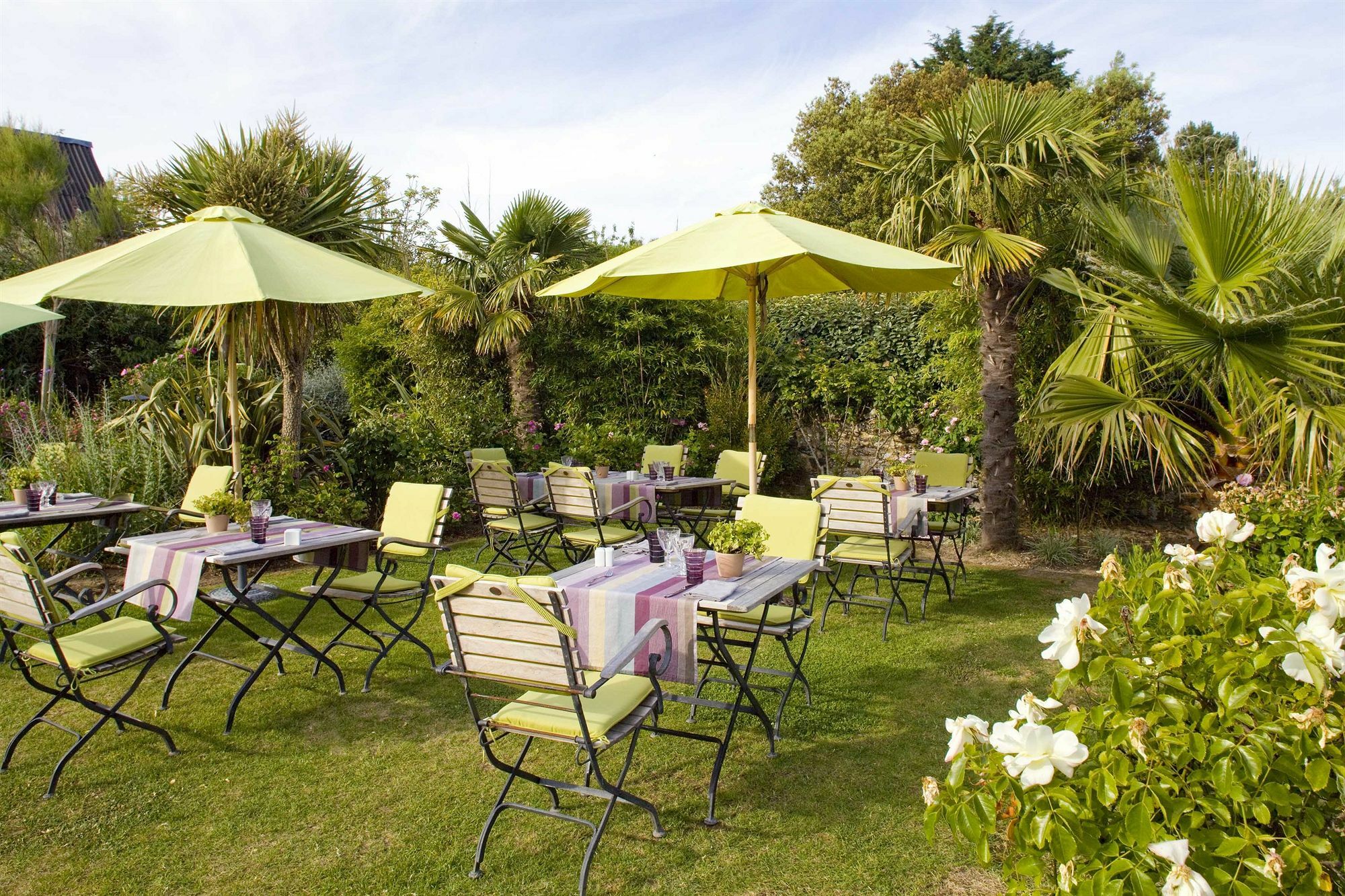 Relais Du Silence Hotel Restaurant Les Ormes Barneville-Carteret Buitenkant foto